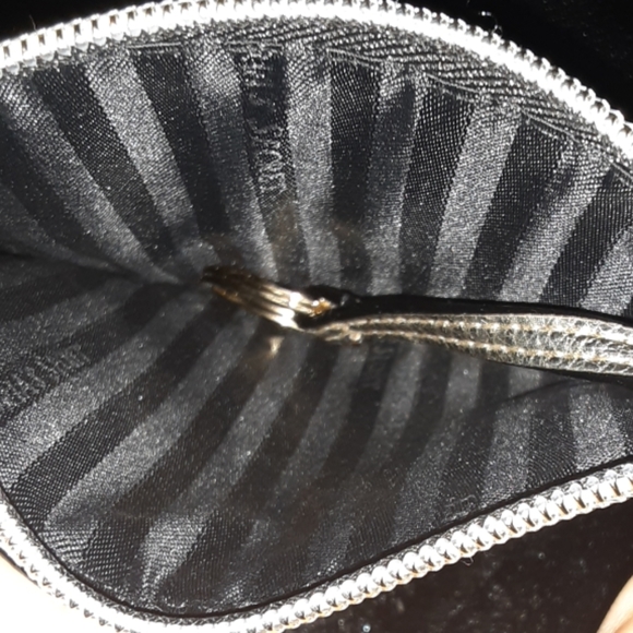 Wallet - Picture 3 of 3